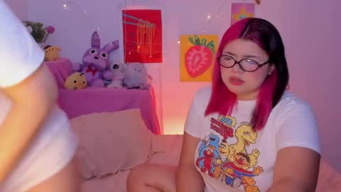 Snapshot of marcy_grey chatting on May 15, 2026, 2:29 am danna online show from May 15, 2026, 2:29 am