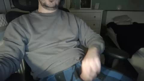 marek online show from December 25, 2024, 9:22 pm