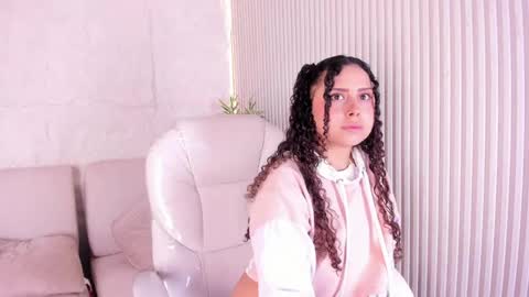 Marelyn online show from April 21, 2026, 11:38 am