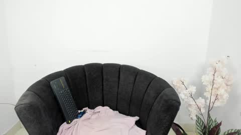 marfilastrom online show from January 30, 2025, 8:54 am