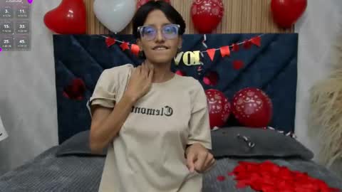 Aitana online show from February 15, 2025, 1:31 am