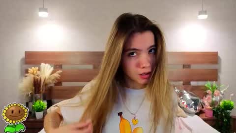 Call me Margie33 online show from February 16, 2026, 8:43 am