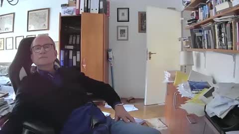 marginalie online show from February 8, 2025, 9:13 am