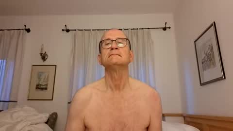 marginalie online show from October 8, 2025, 5:38 am