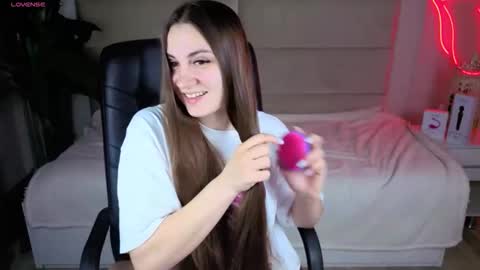 Snapshot of margo_sweety_ chatting on April 16, 2026, 2:34 am Margo online show from April 16, 2026, 2:34 am