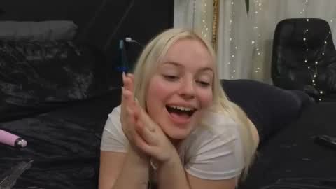 margot_robbie7 online show from January 2, 2025, 4:30 am