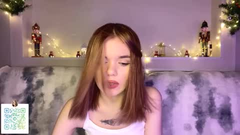 Lina online show from January 18, 2026, 10:35 pm