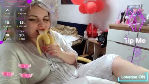 Mari online show from March 12, 2025, 10:59 am