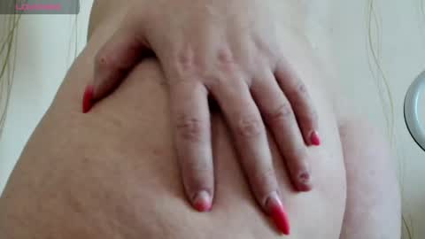 Mari online show from April 10, 2026, 5:23 am