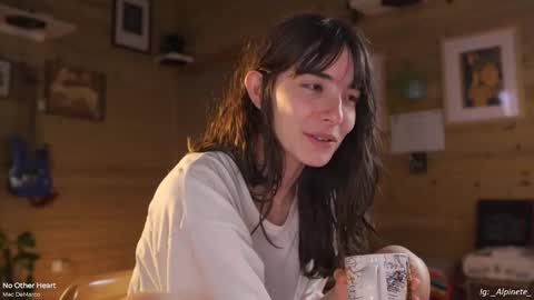 Alfonsina online show from October 13, 2025, 9:26 pm