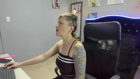 Maria fernanda online show from December 16, 2024, 12:16 pm