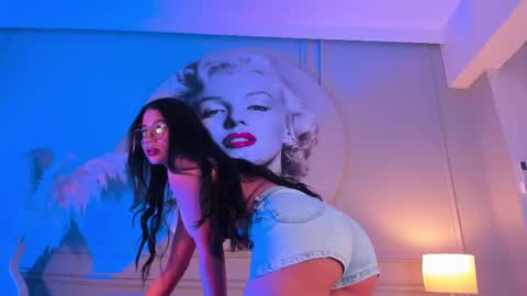 Maria  online show from September 17, 2025, 11:23 am