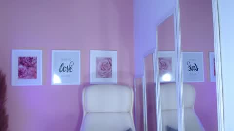 Snapshot of maria_jones chatting on December 26, 2024, 4:36 pm Instagram soymj01 online show from December 26, 2024, 4:36 pm