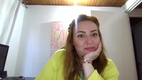 maria_juliana8 online show from January 2, 2025, 10:44 pm
