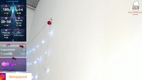 V A N E S S A  online show from December 18, 2024, 8:20 am