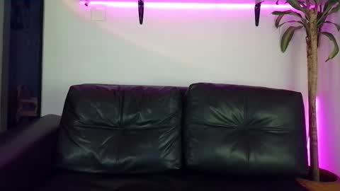 Maria Paula  online show from September 25, 2025, 3:32 am