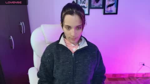 Leidy online show from February 17, 2025, 11:13 am