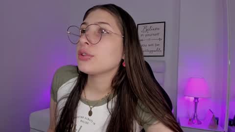 Snapshot of mariam_scott18 chatting on December 21, 2024, 7:38 pm Mariam online show from December 21, 2024, 7:38 pm