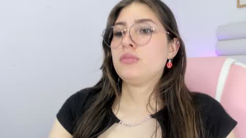 Snapshot of mariam_scott18 chatting on December 27, 2024, 10:59 pm Mariam online show from December 27, 2024, 10:59 pm