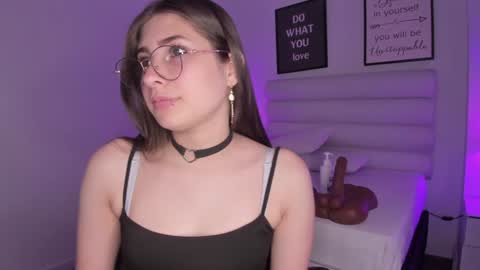 Snapshot of mariam_scott18 chatting on January 16, 2025, 10:23 pm Mariam online show from January 16, 2025, 10:23 pm