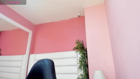 Snapshot of mariam_scott18 chatting on November 9, 2025, 3:38 am Mariam online show from November 9, 2025, 3:38 am