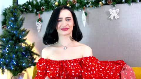 MariaMenson online show from January 17, 2025, 9:28 am