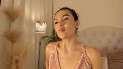 Marian online show from March 4, 2026, 2:01 pm