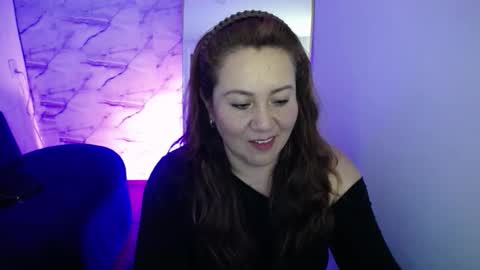 mariana01_m online show from February 10, 2026, 2:21 pm