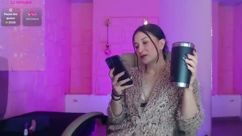 Mariana online show from April 21, 2026, 11:49 am