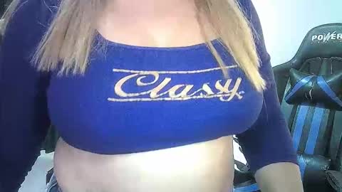 mariana995649 online show from March 23, 2026, 6:56 pm