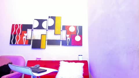 mariana_16_ online show from March 4, 2025, 11:32 pm