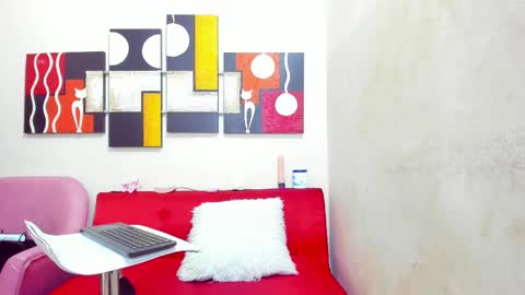 mariana_16_ online show from March 7, 2025, 8:44 pm