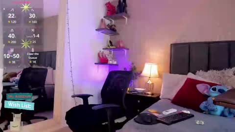 Mar y online show from March 7, 2025, 2:56 pm