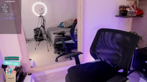 Snapshot of mariana_c chatting on May 30, 2026, 1:41 pm Mar y online show from May 30, 2026, 1:41 pm