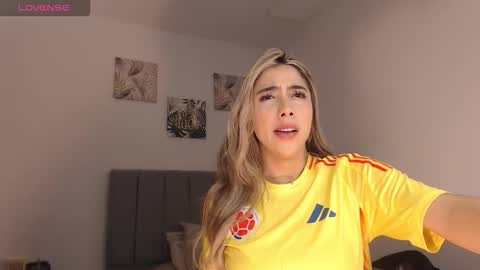 Mariana online show from March 27, 2026, 4:18 am