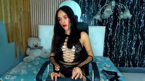 Snapshot of mariana_galviz chatting on May 19, 2026, 1:56 am Mariana online show from May 19, 2026, 1:56 am