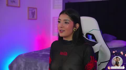 Mariana  online show from April 14, 2026, 11:49 am