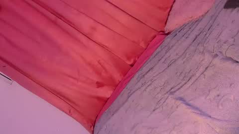 Mariana online show from October 16, 2025, 12:06 pm