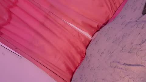 Mariana online show from November 13, 2025, 10:58 am