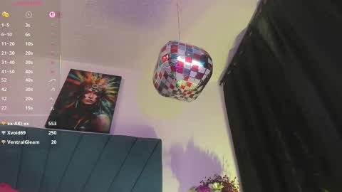 mariana_star1 online show from April 10, 2026, 10:31 am