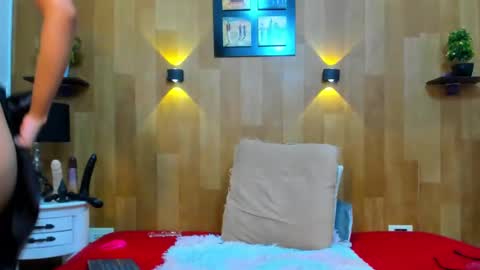 Mariana Angel online show from January 15, 2025, 6:51 pm