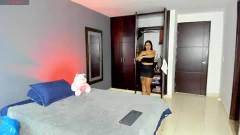 Snapshot of marianaandvalen chatting on July 22, 2026, 11:13 am MARIANA Y VALENTINA online show from July 22, 2026, 11:13 am