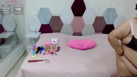 mariana online show from April 18, 2026, 5:28 pm