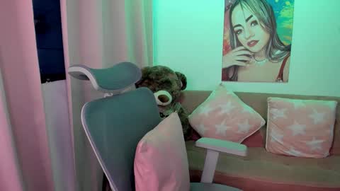 Mariana Lopez online show from March 13, 2026, 1:01 am