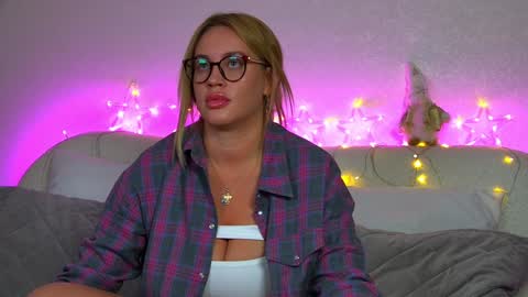 Maria online show from December 20, 2024, 7:39 pm