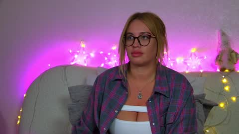 Maria online show from December 20, 2024, 10:54 pm