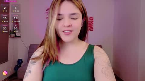 mariangeel_ online show from September 19, 2025, 11:16 pm