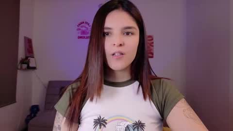 mariangeel_ online show from October 29, 2025, 10:55 pm