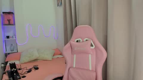 Mariangel online show from January 14, 2026, 9:09 pm