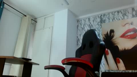 Mariani online show from October 18, 2025, 12:17 pm